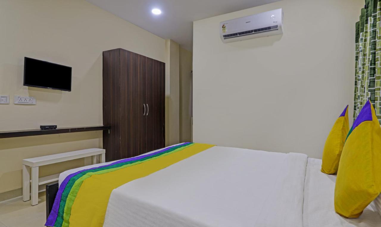 Treebo Trip Airport Pride Inn Hyderabad Exterior photo