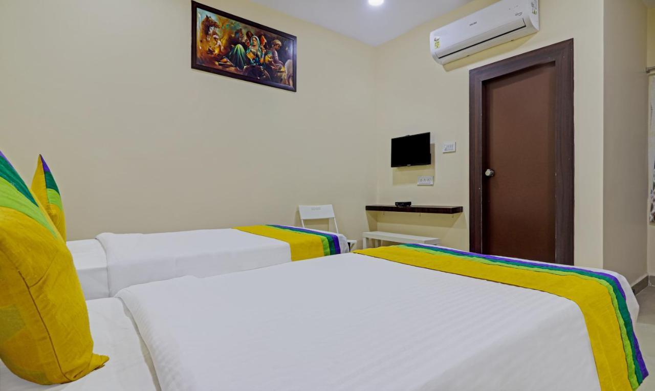 Treebo Trip Airport Pride Inn Hyderabad Exterior photo