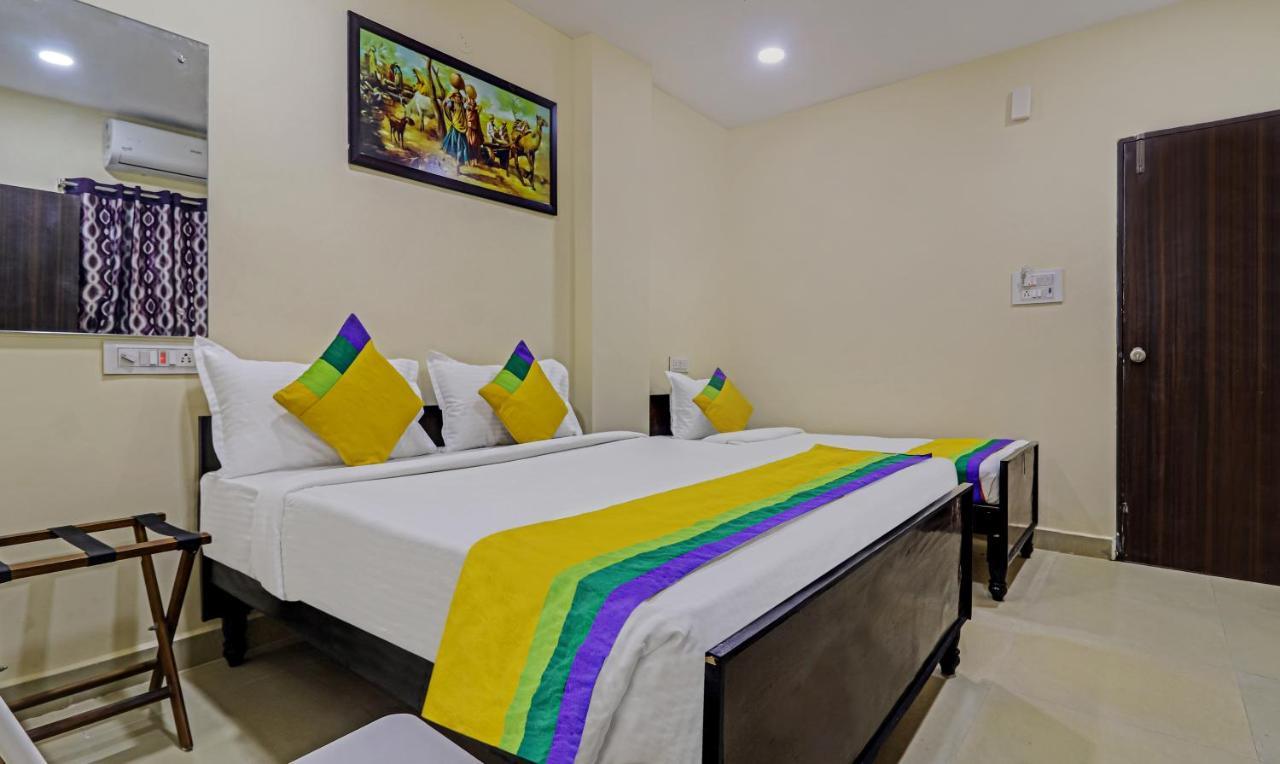 Treebo Trip Airport Pride Inn Hyderabad Exterior photo